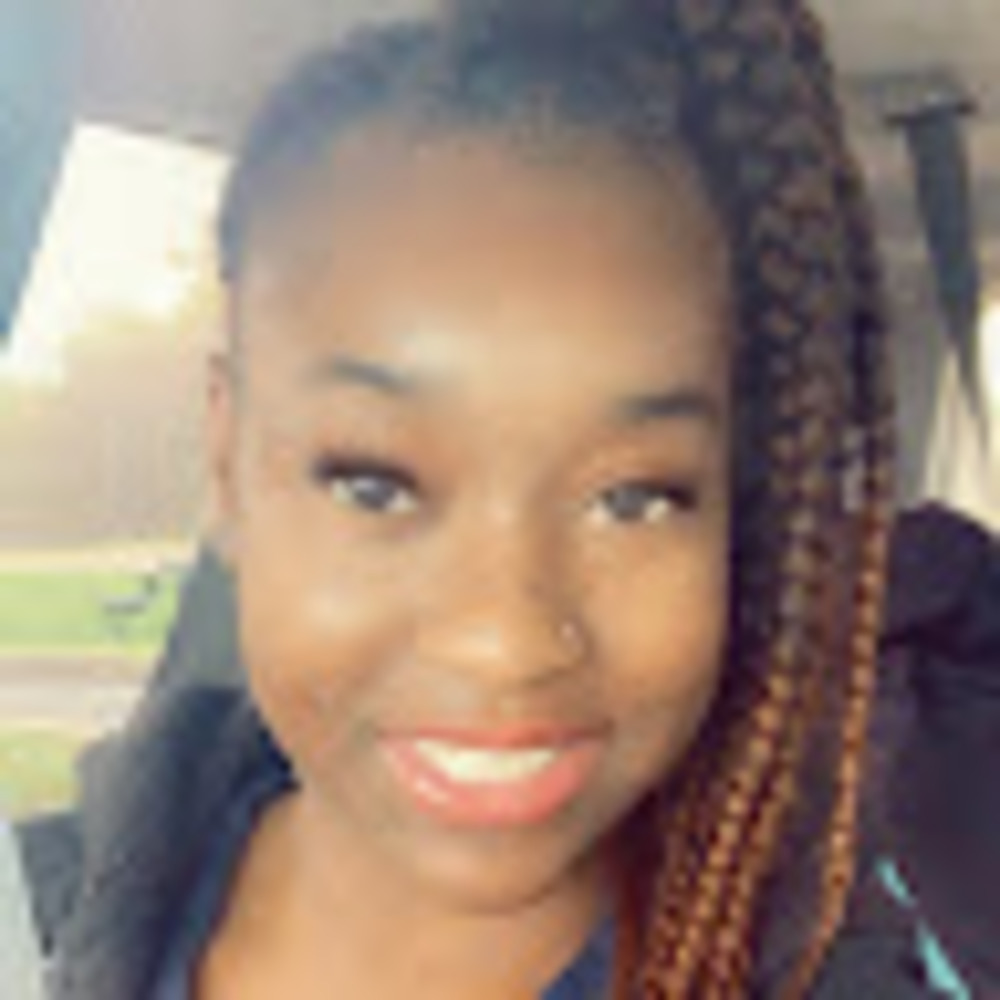 Meet your Posher, Quanesha